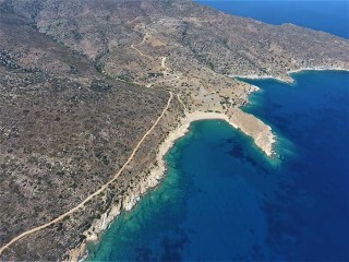 Plakes Beach