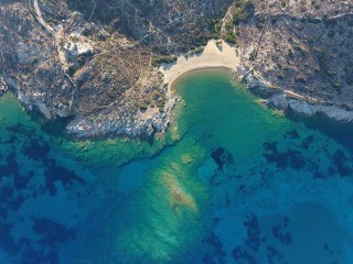 Tris Klisies Beach